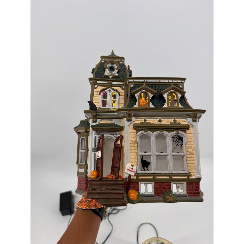 Department 56 Snow Village Haunted Mansion Halloween House 54906 Lighted Mansion